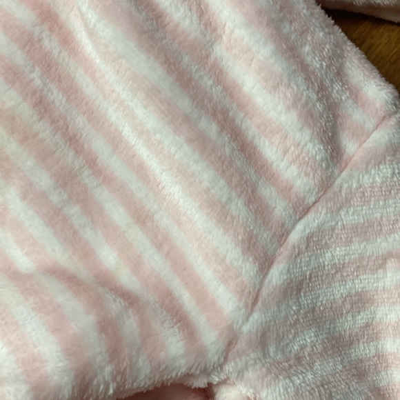 NWT Modern Baby Soft Pink Striped Baby Robe 0-9 Months - Picture 8 of 9